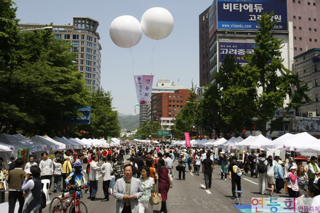 2010 연등축제 불교문화마당 1